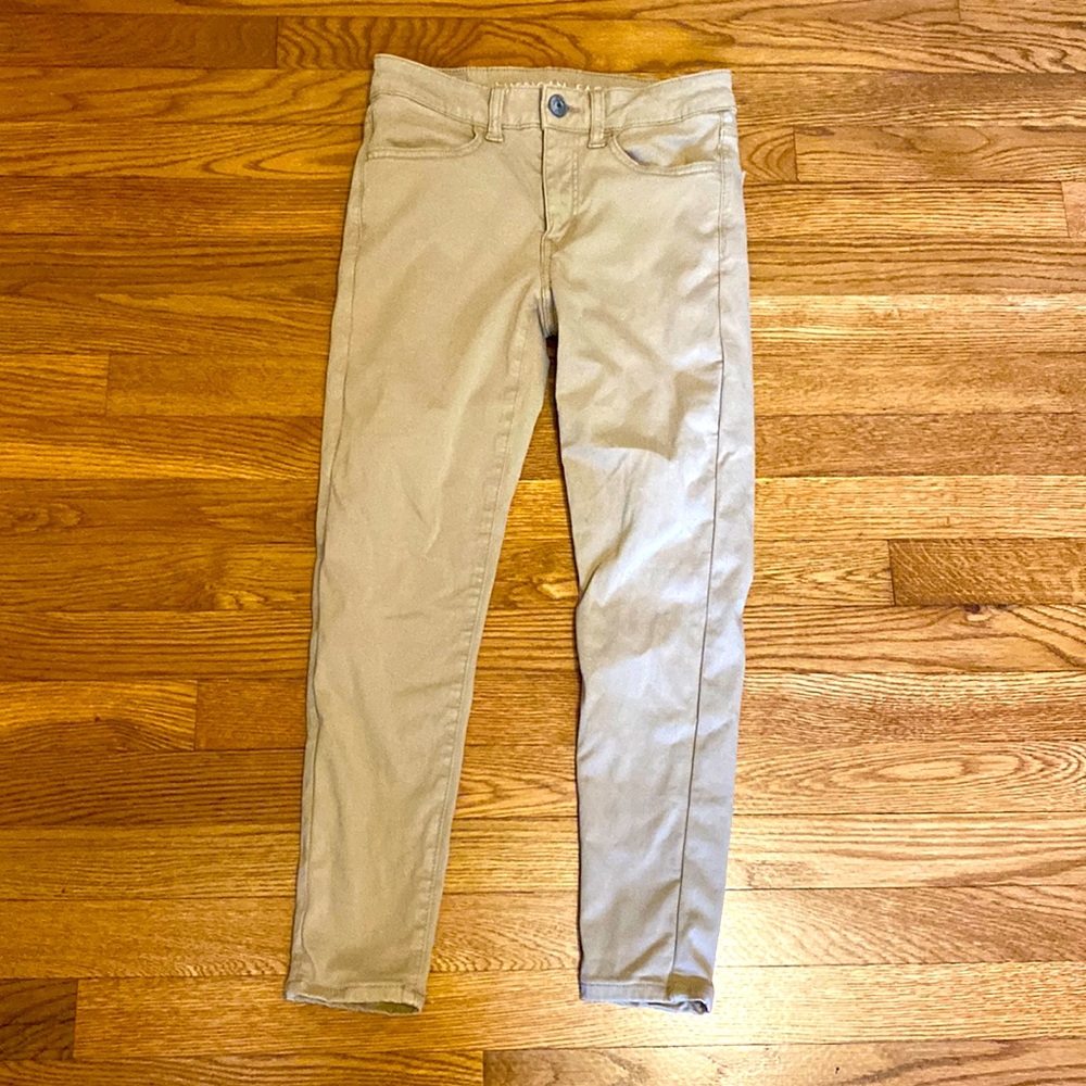 American eagle stretchy khaki jeggings